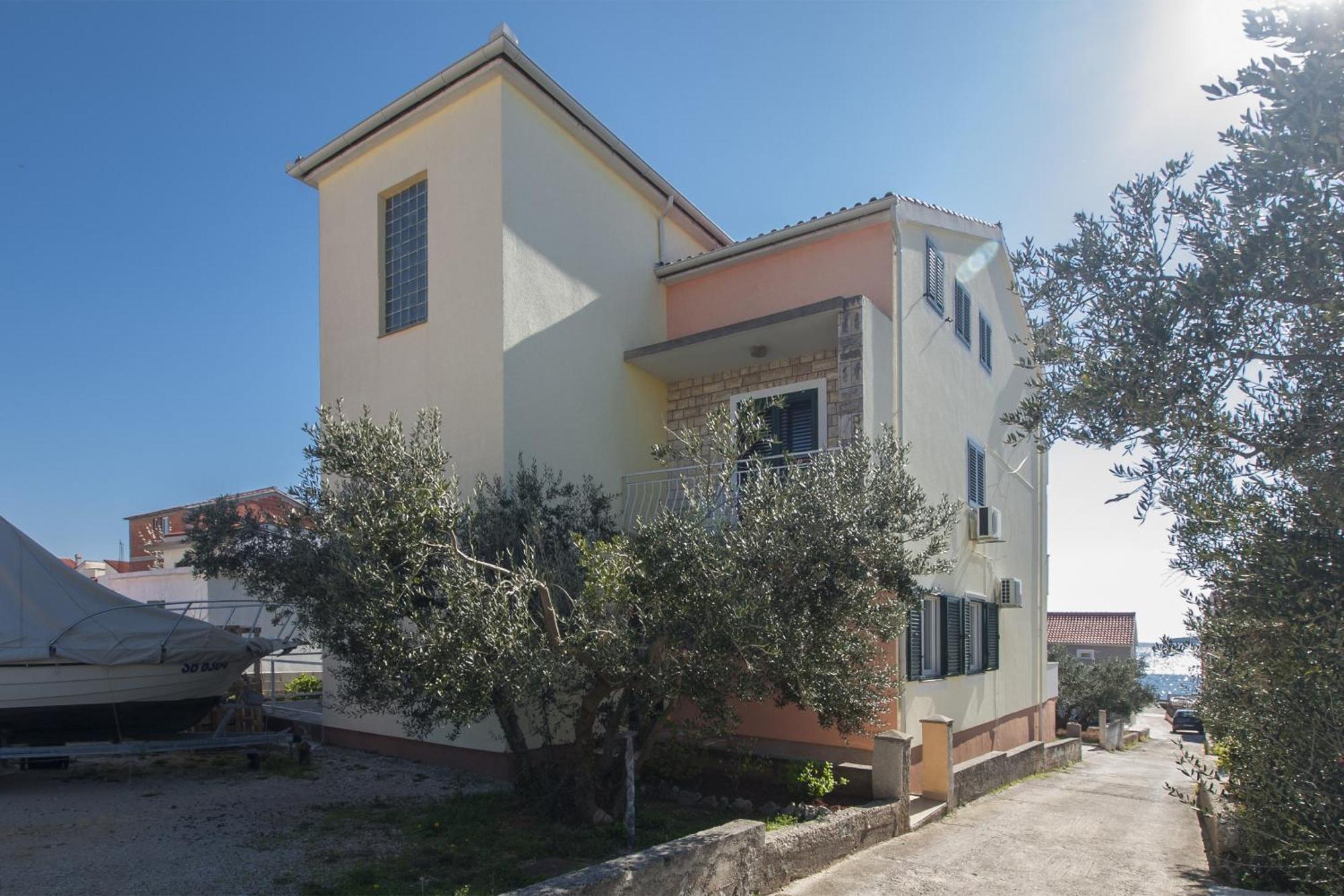Apartments Vukicevic Brodarica Σίμπενικ Εξωτερικό φωτογραφία